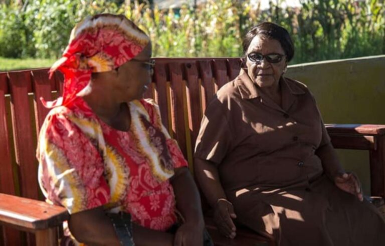 Curbside counselling? These ‘friendship benches’ bring mental health closer to home