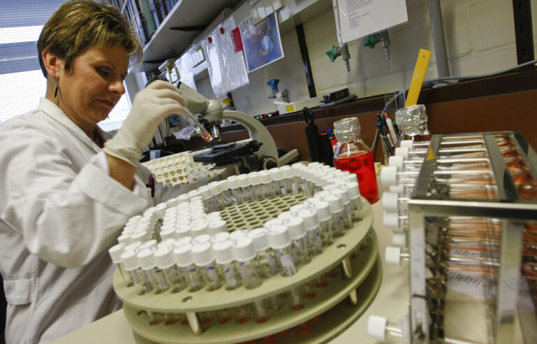 Could we mass-produce HIV immunity?