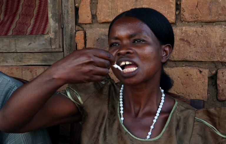 The promise and peril of do-it-yourself HIV testing