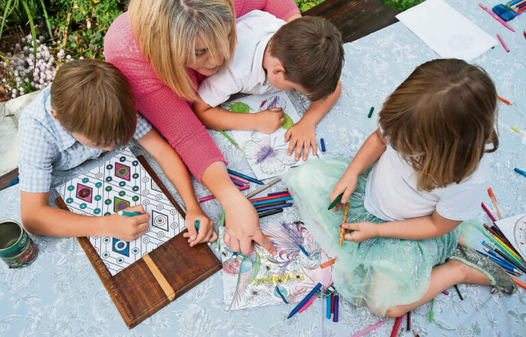 Colouring-in lightens grey matter