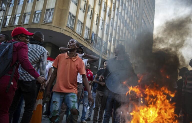 #WitsHungerStrike: Four tips to protect your eyes during a protest