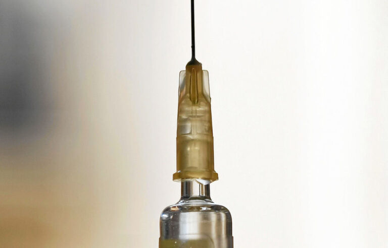 Drug users run the risk of HIV transmissions