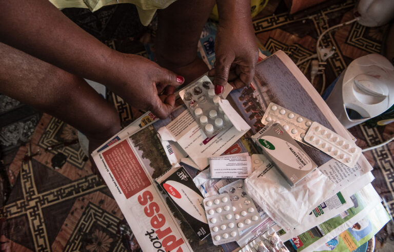 Refugees ripped off at state hospitals