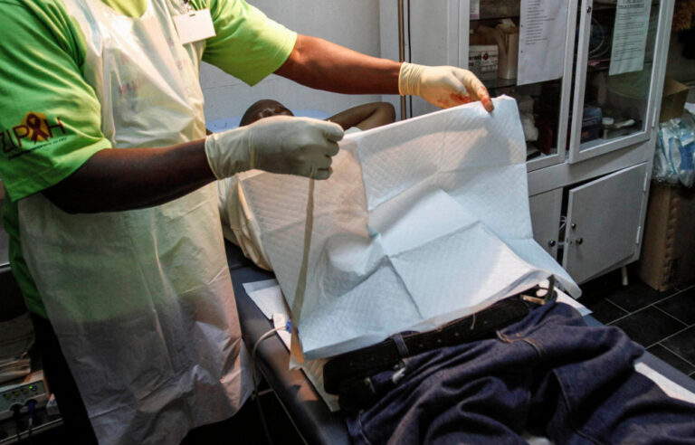 ​Zimbabwe mixes medicine and tradition for safer circumcision