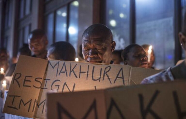#LifeEsidimeni: This official may have just thrown Mahlangu under the bus