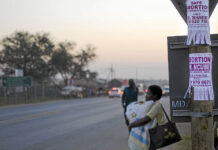 Stuck in a destructive cycle of poverty and teen pregnancy Overwhelmed: Many teens who have babies don't finish school