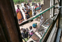 What’s the one thing rape crisis centres in SA & Malawi are missing? Women queue outside of a Malawian health facility for healthcare for their children. Moving rape crisis centres out of central hospitals in Malawi and into clinics closer to communities might increase the number of people who use them