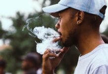 ‘I’m a smoker — and I want stricter tobacco control’
